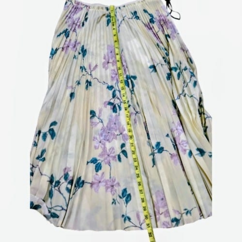 RED Valentino Pleated Floral Midi Skirt Pastel Yellow Italy Size 42, MSRP $975 - Picture 9 of 16